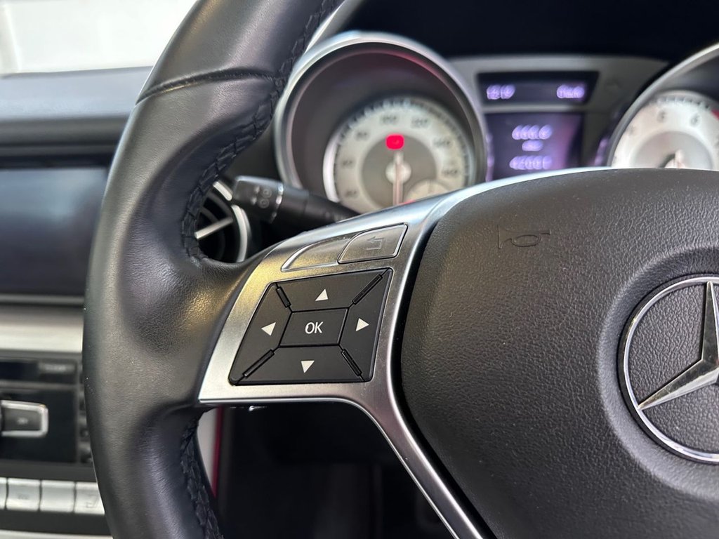 Used Mercedes-Benz SLK 2012 for sale - 77575894: Photo 27