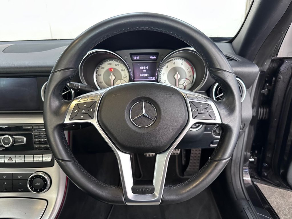 Used Mercedes-Benz SLK 2012 for sale - 77575894: Photo 29