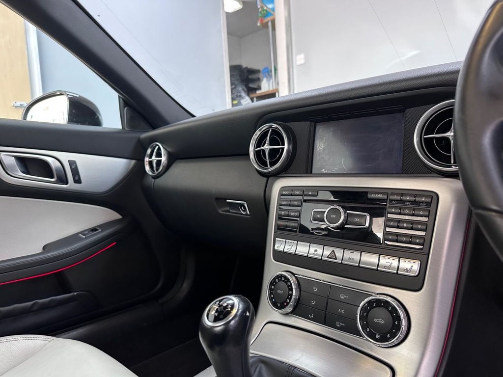 Used Mercedes-Benz SLK 2012 for sale - 77575894: Photo 32