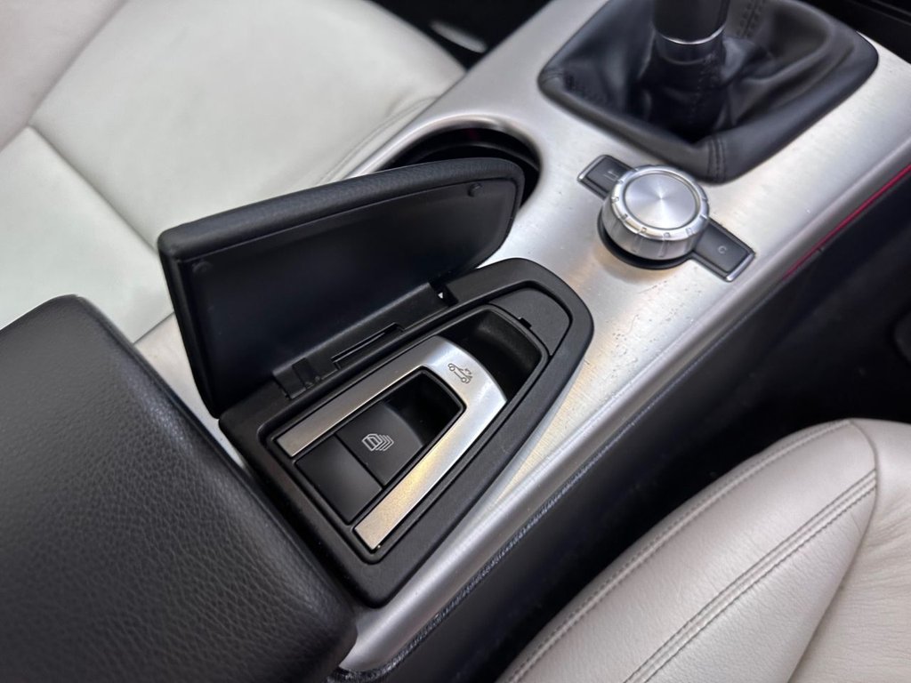 Used Mercedes-Benz SLK 2012 for sale - 77575894: Photo 35