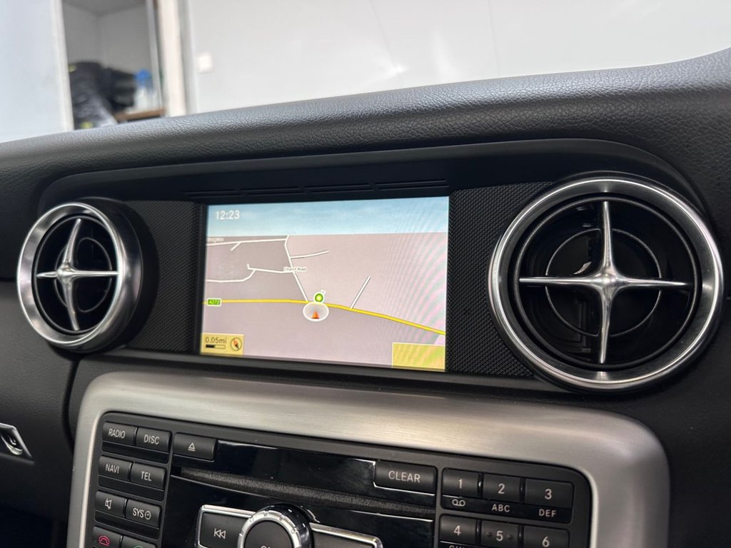 Used Mercedes-Benz SLK 2012 for sale - 77575894: Photo 43