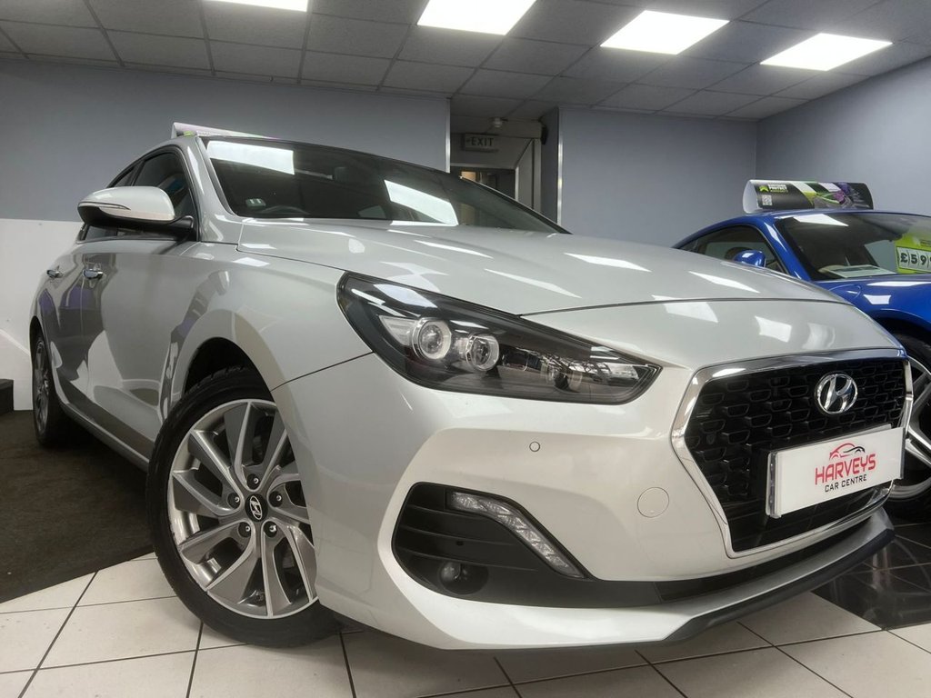 Used Hyundai i30 2019 for sale - 77849842: Photo 1