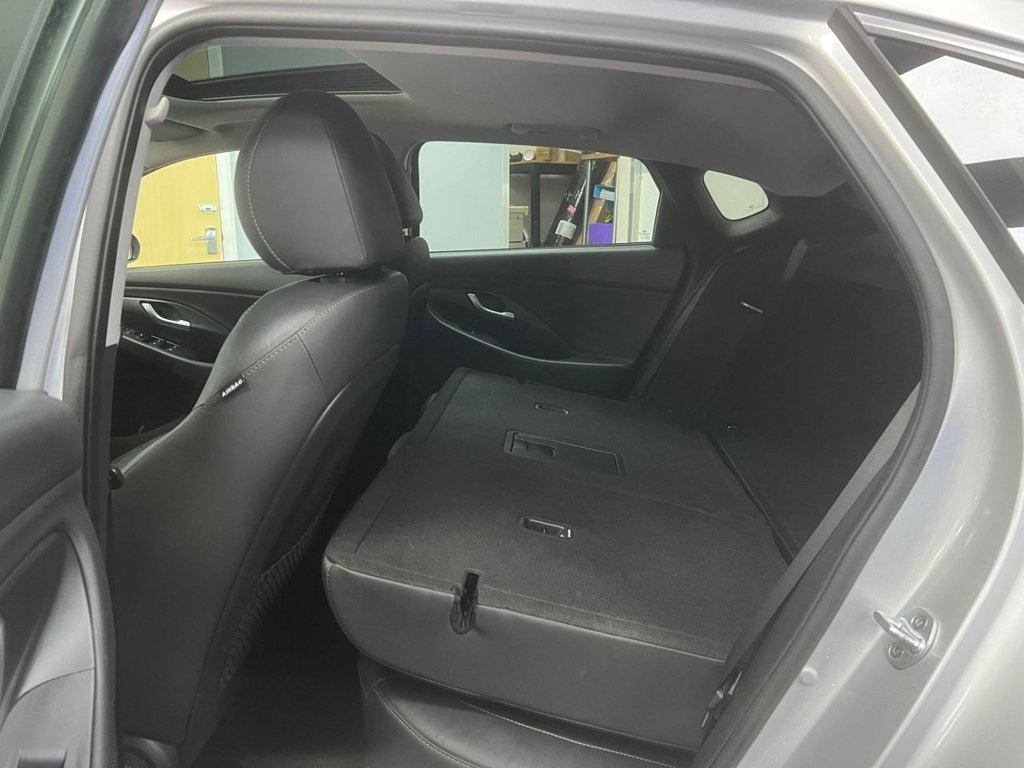 Used Hyundai i30 2019 for sale - 77849842: Photo 16