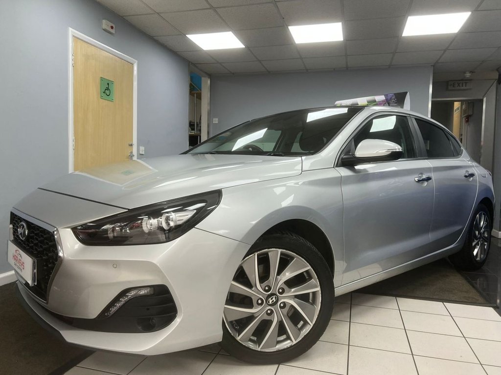 Used Hyundai i30 2019 for sale - 77849842: Photo 5