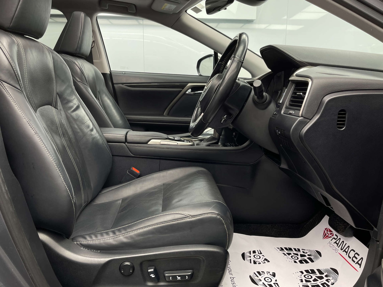 Used Lexus RX 2017 for sale - 77630708: Photo 10