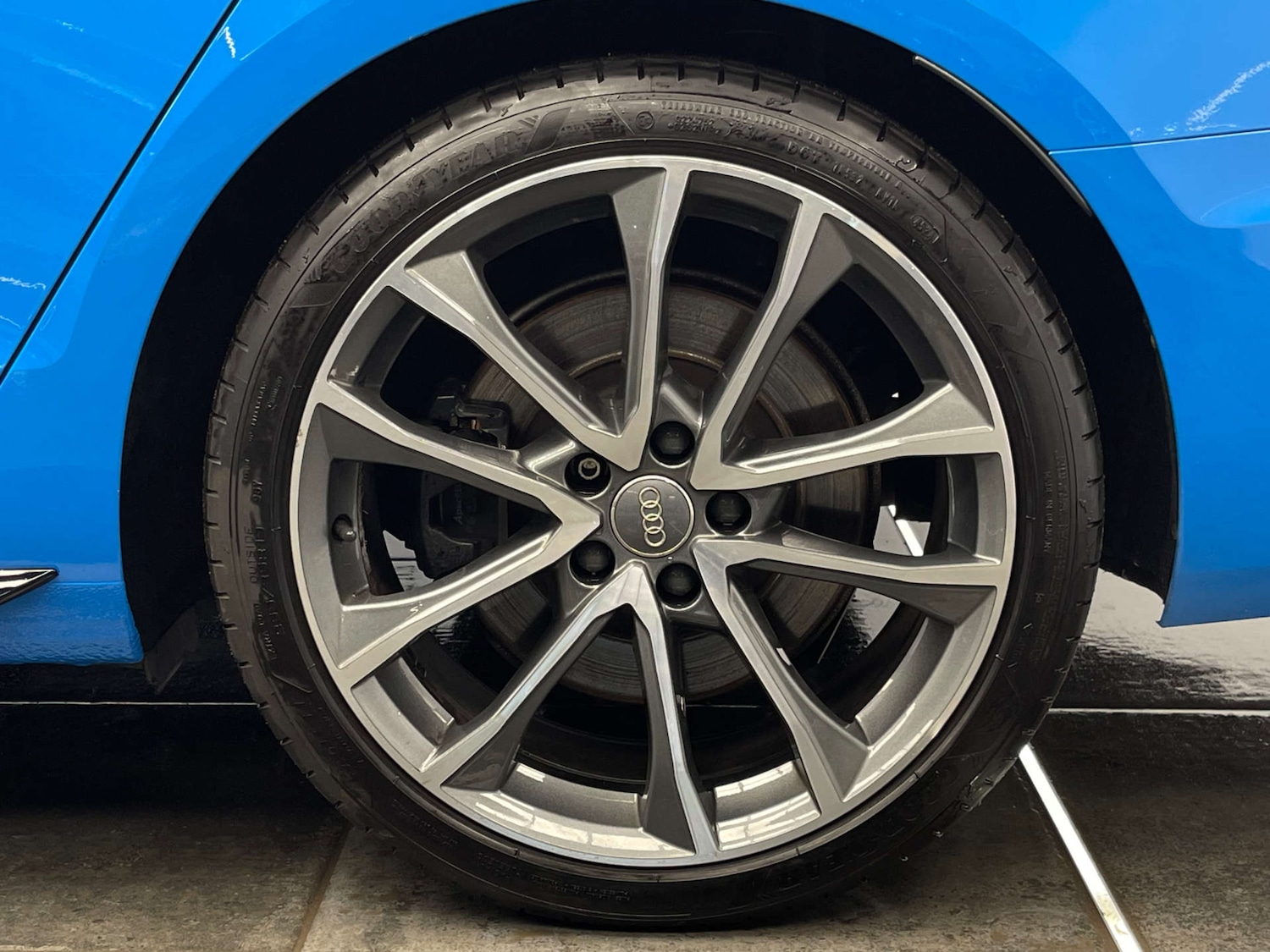 Used Audi A4 2019 for sale - 77055543: Photo 33