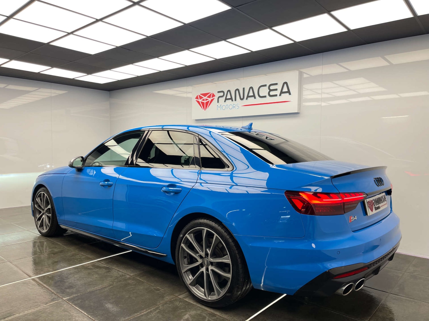 Used Audi A4 2019 for sale - 77055543: Photo 36