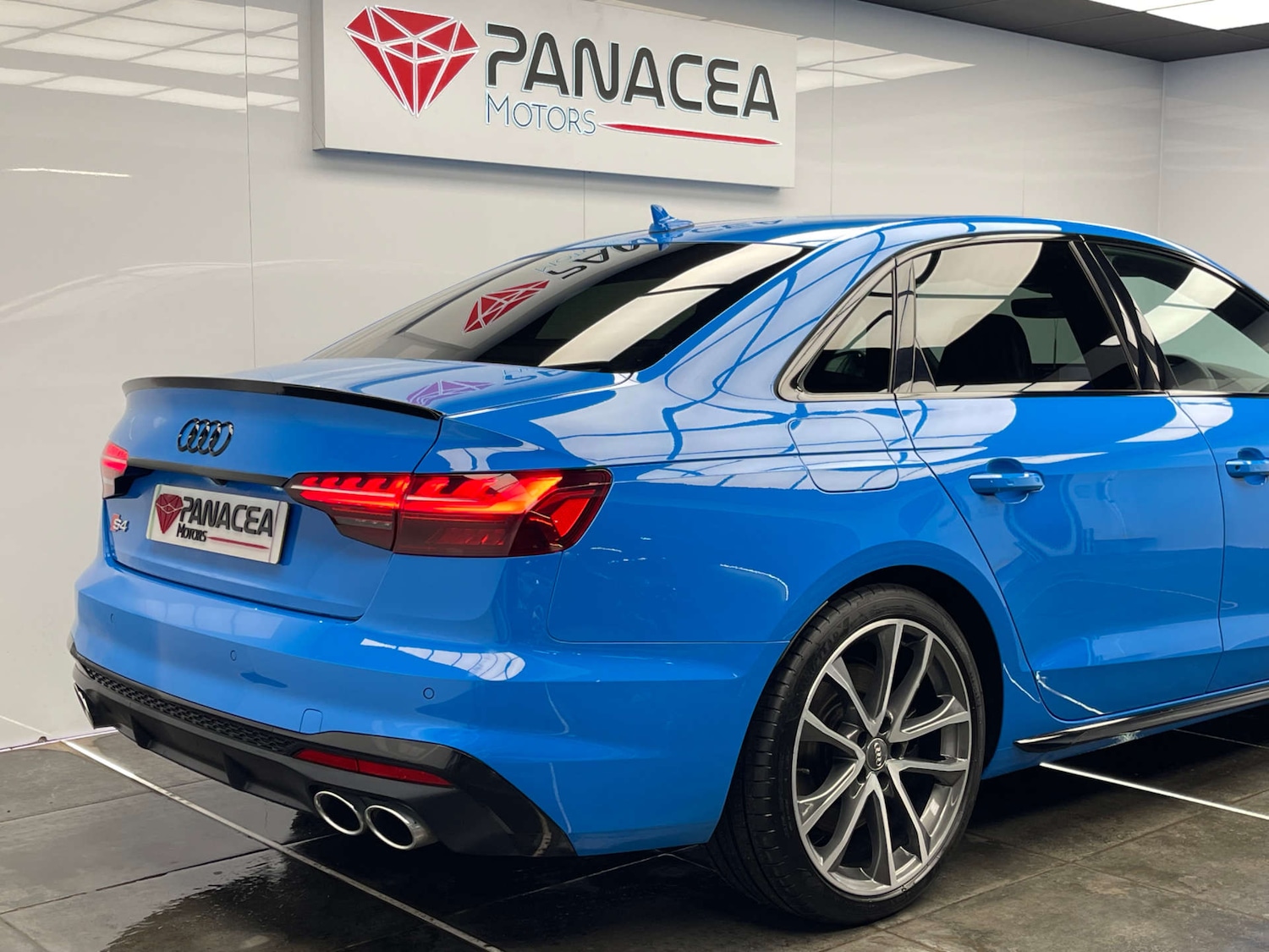 Used Audi A4 2019 for sale - 77055543: Photo 9