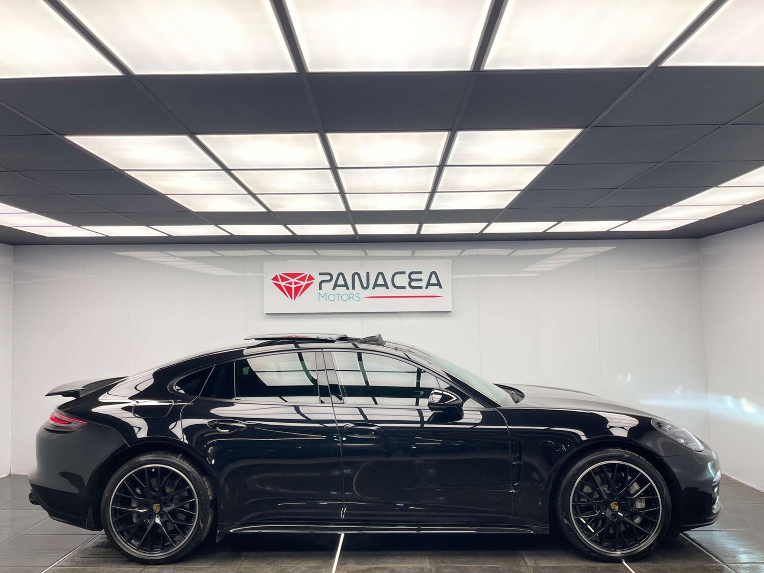 Used Porsche Panamera 2019 for sale - 78210415: Photo 10