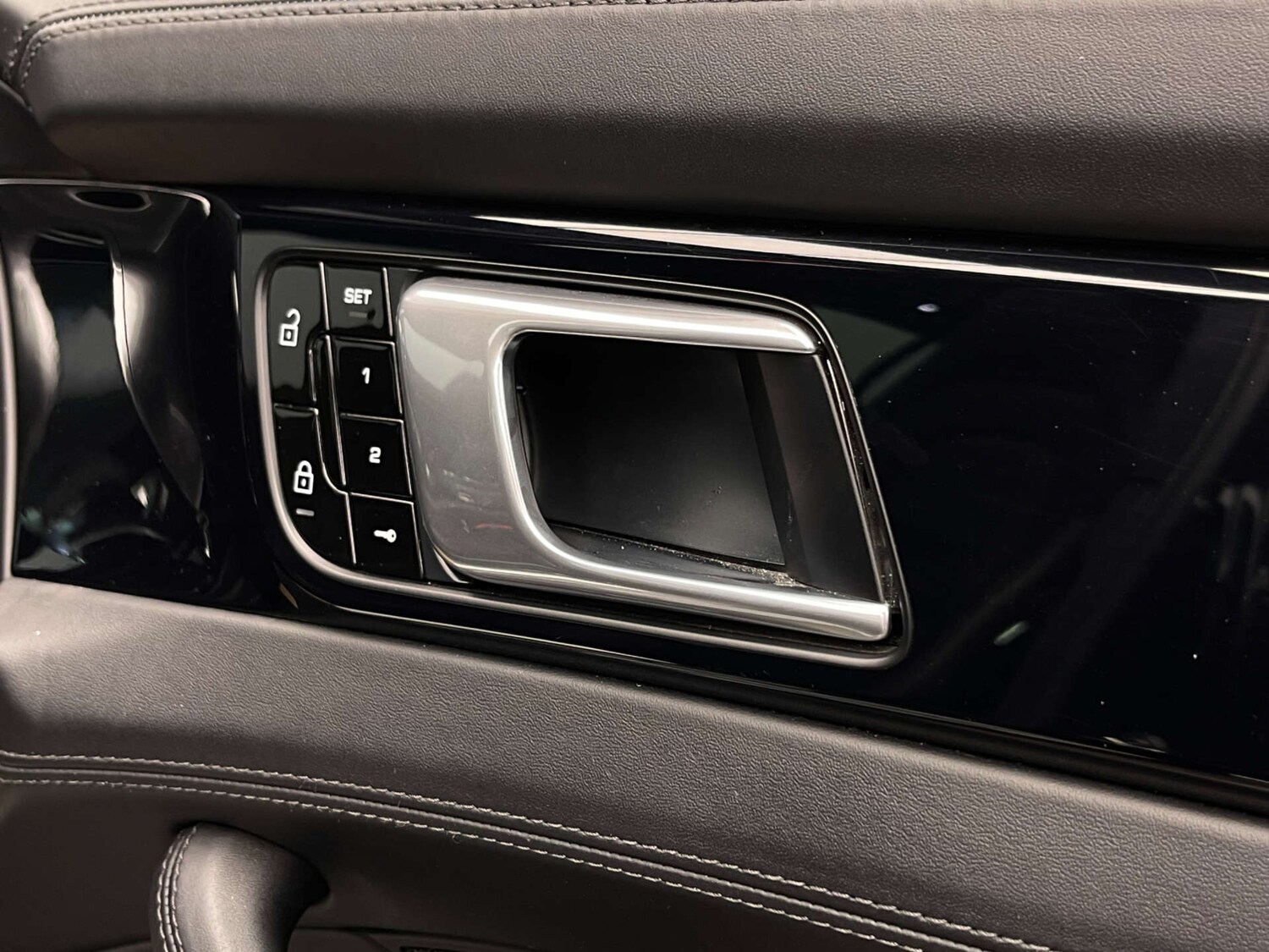 Used Porsche Panamera 2019 for sale - 78210415: Photo 12