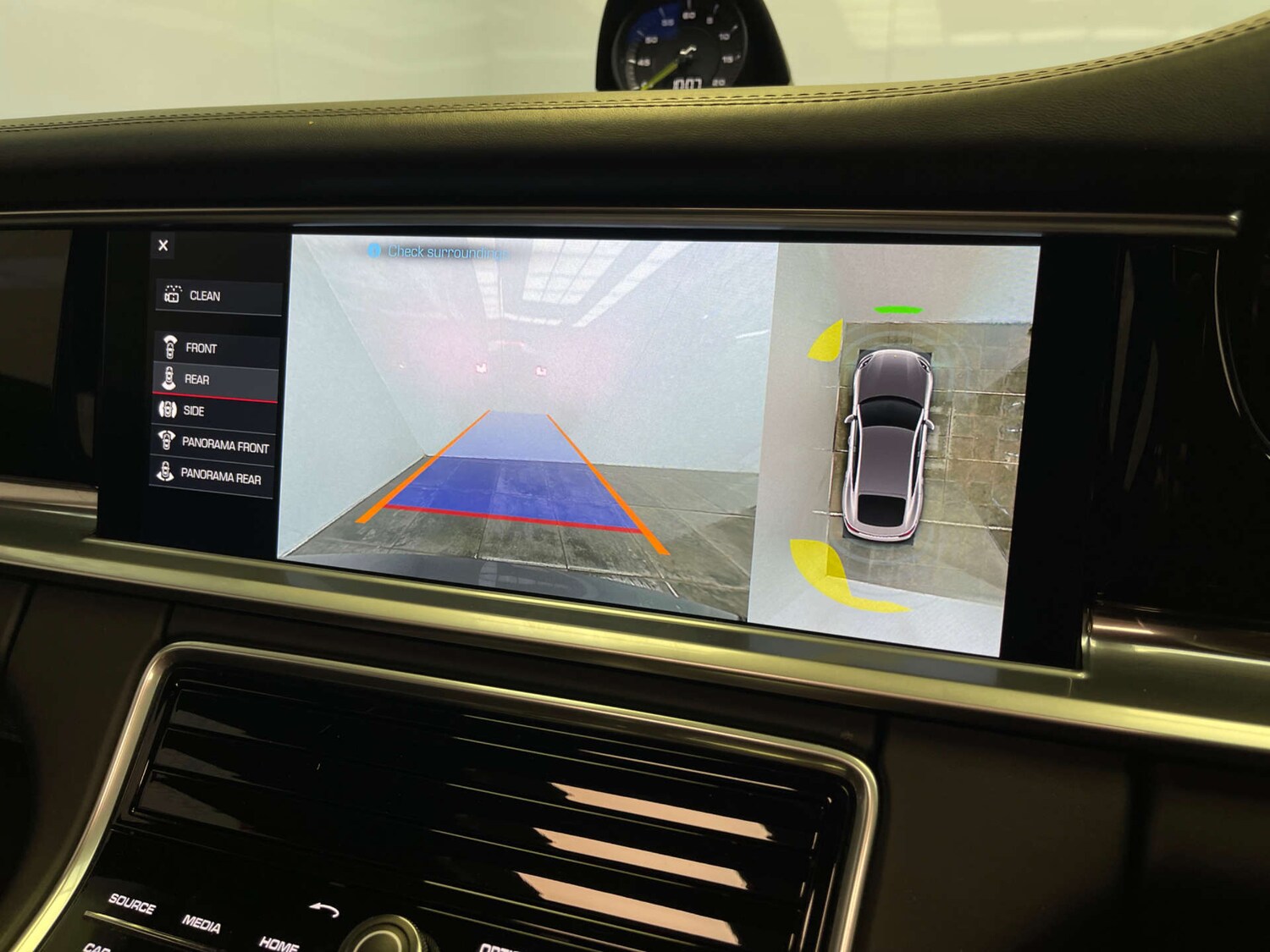 Used Porsche Panamera 2019 for sale - 78210415: Photo 23