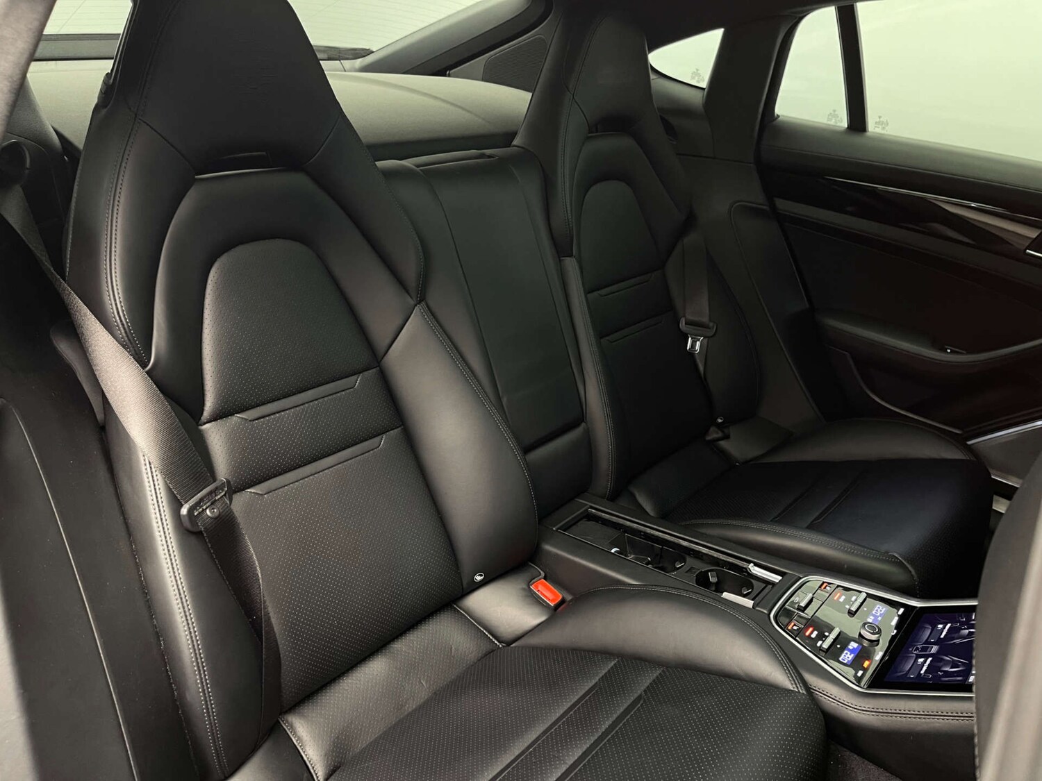 Used Porsche Panamera 2019 for sale - 78210415: Photo 30