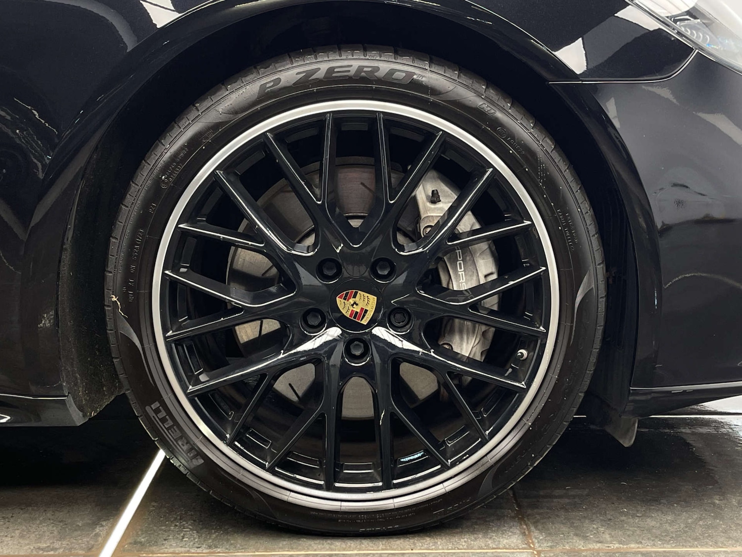 Used Porsche Panamera 2019 for sale - 78210415: Photo 4