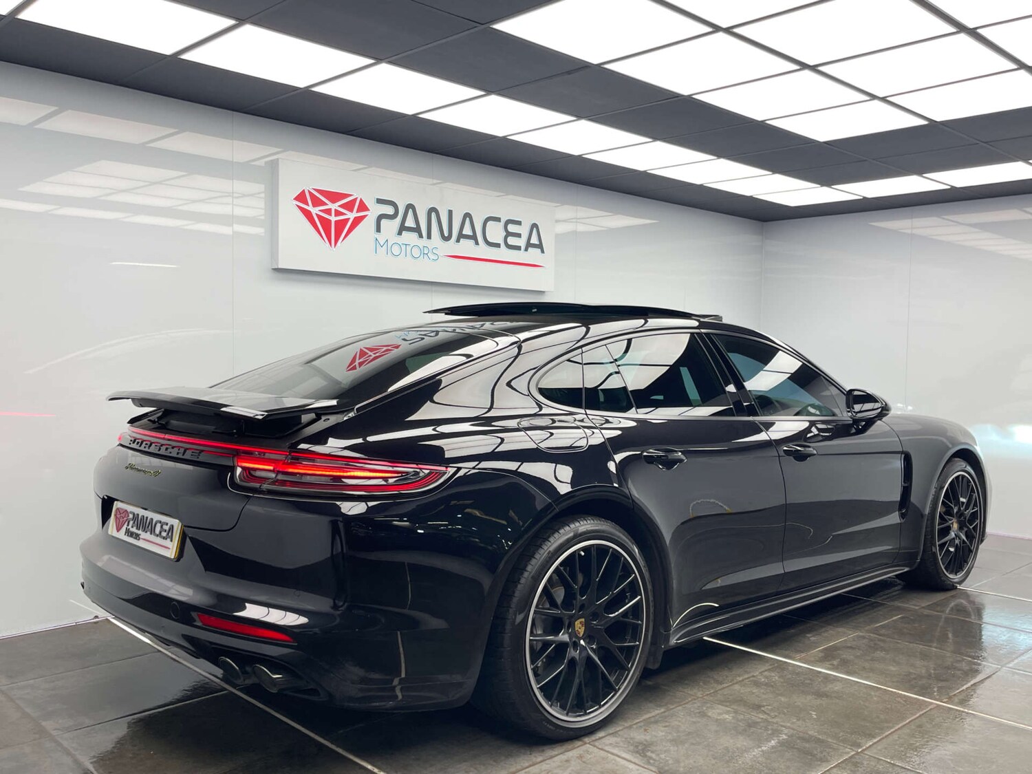 Used Porsche Panamera 2019 for sale - 78210415: Photo 8