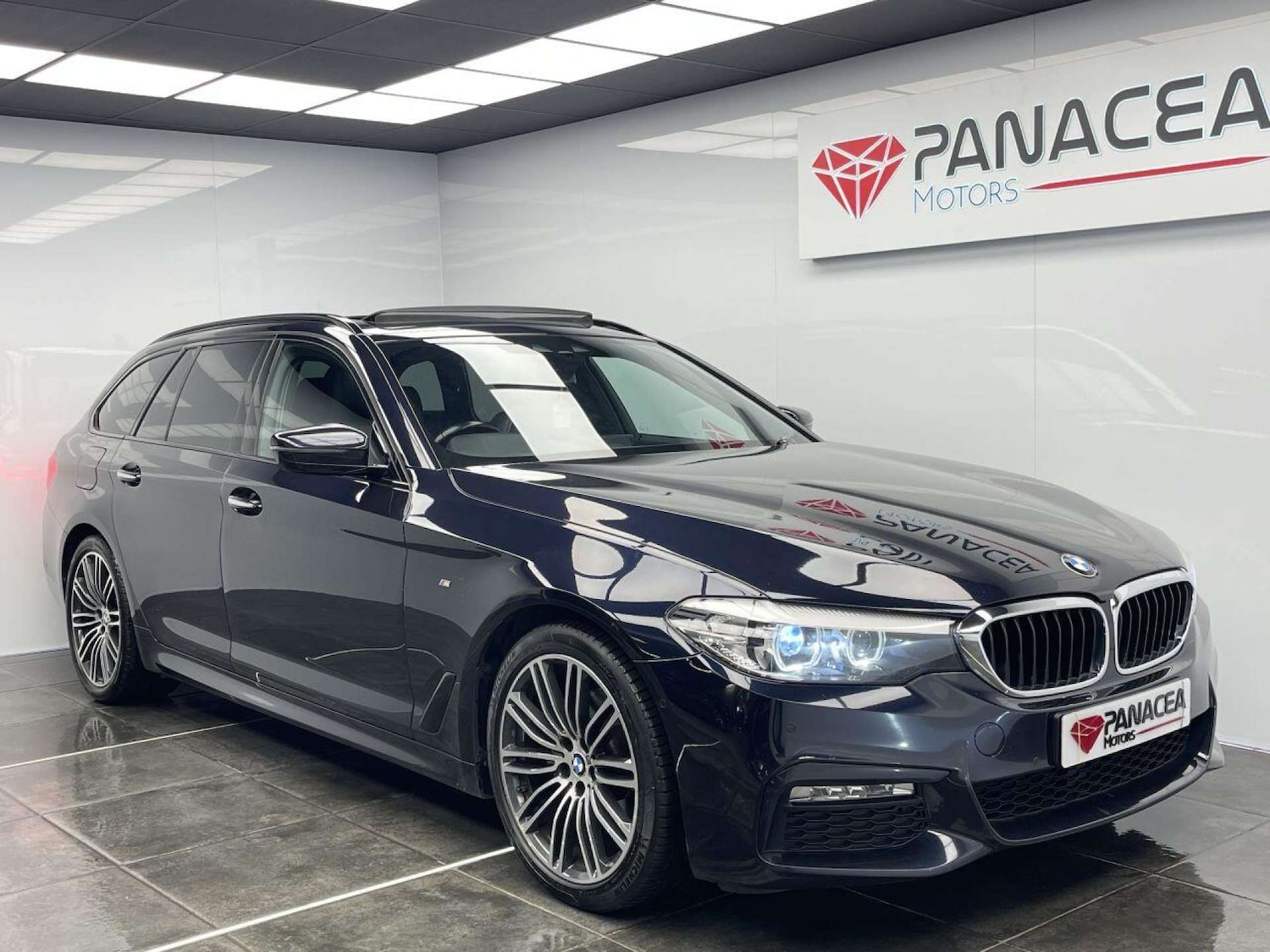 Used BMW 5 Series 2018 for sale - 76126427: Photo 1