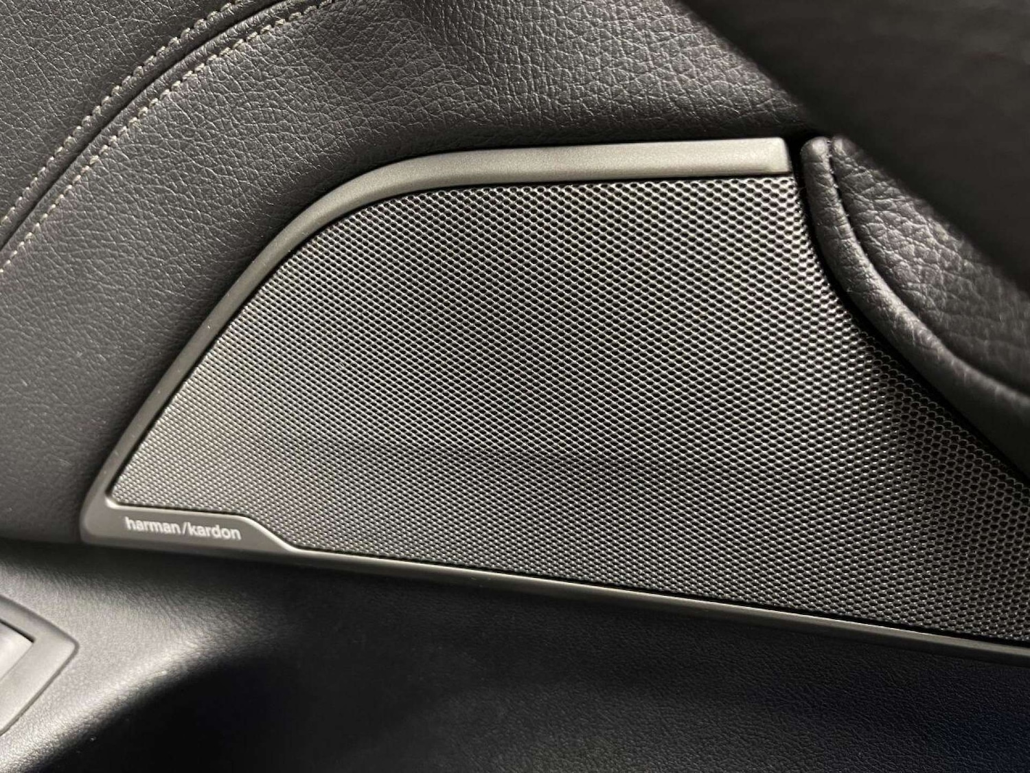 Used BMW 5 Series 2018 for sale - 76126427: Photo 15