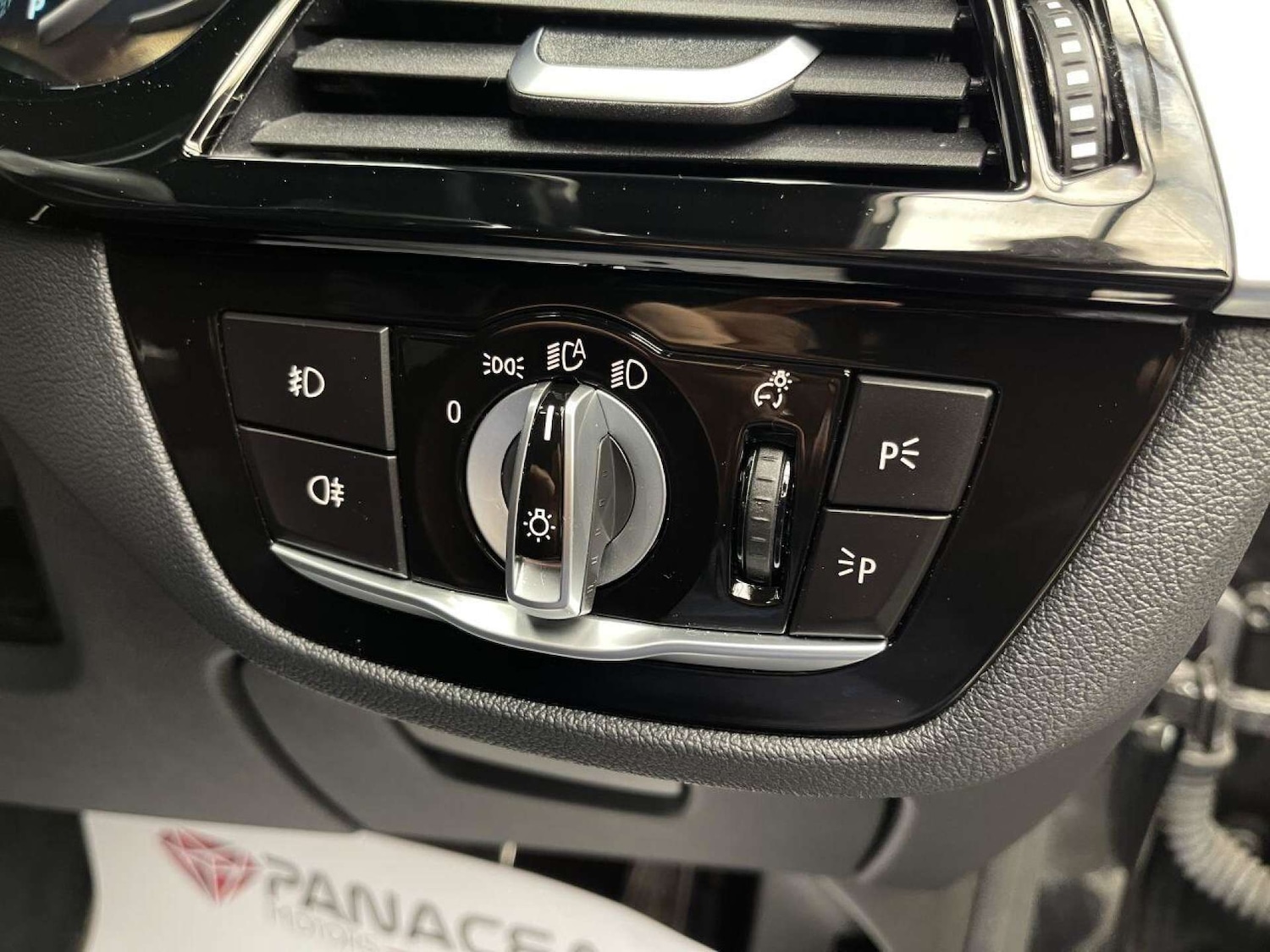 Used BMW 5 Series 2018 for sale - 76126427: Photo 16