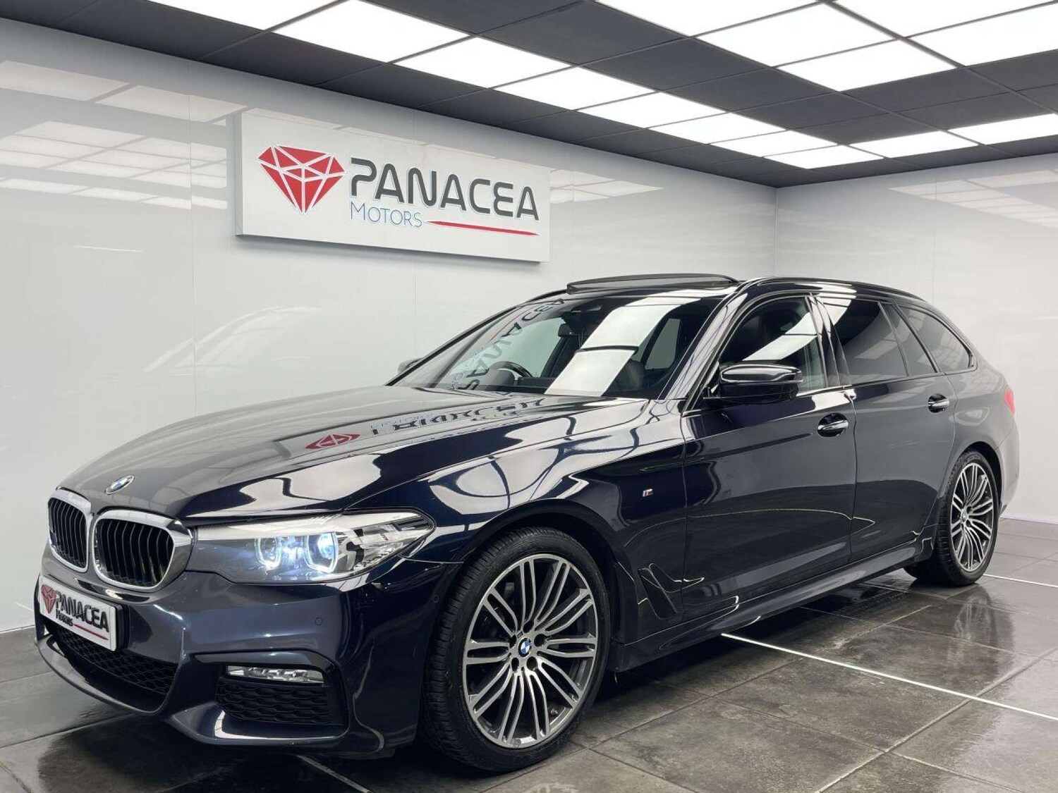 Used BMW 5 Series 2018 for sale - 76126427: Photo 33