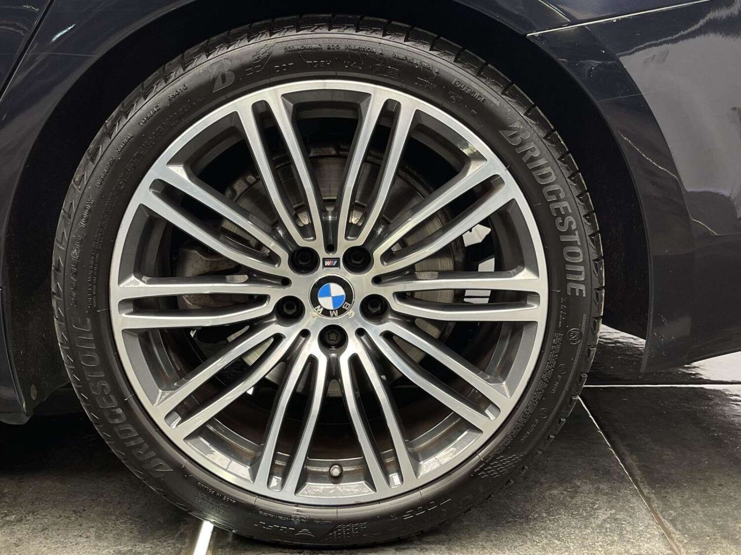 Used BMW 5 Series 2018 for sale - 76126427: Photo 41