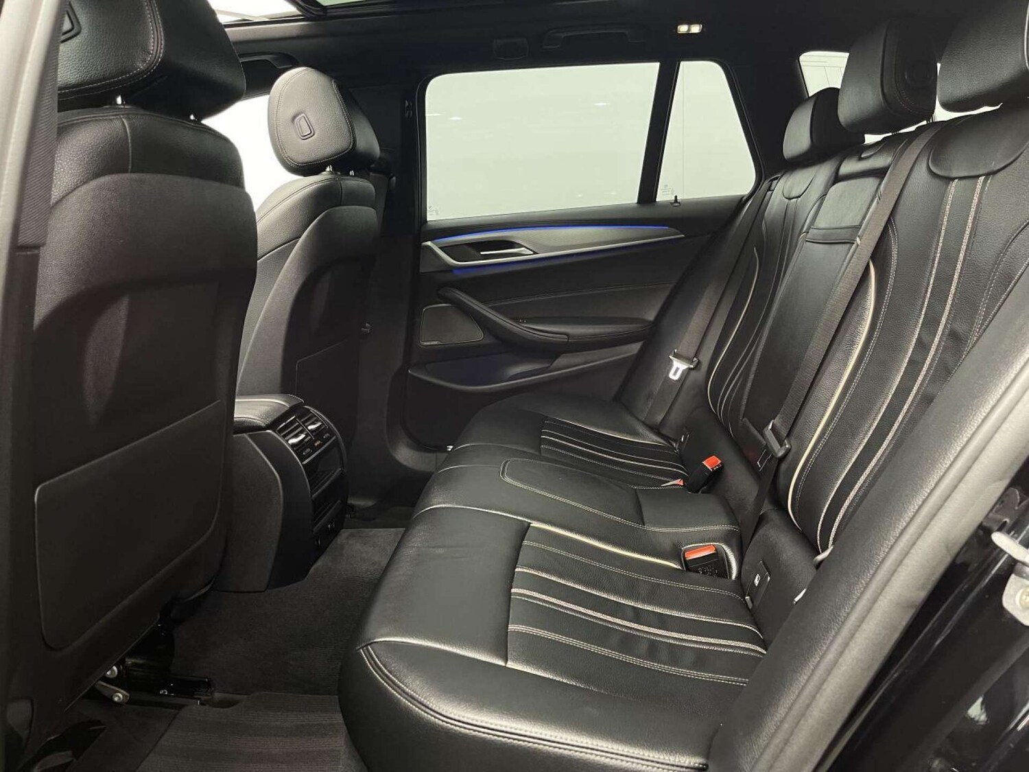 Used BMW 5 Series 2018 for sale - 76126427: Photo 45