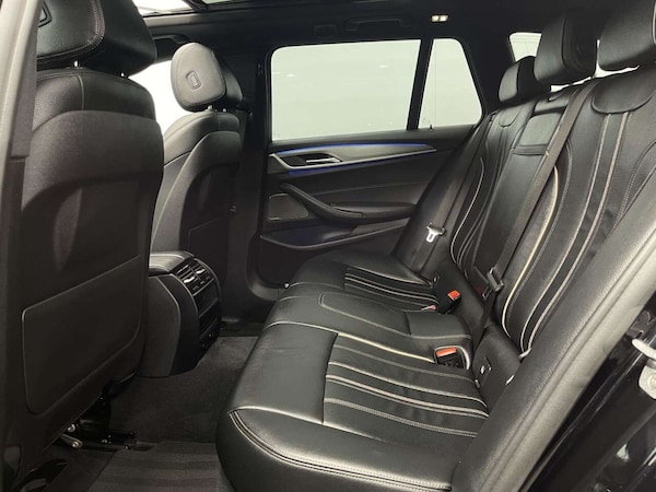 Used BMW 5 Series 2018 for sale - 76126427: Photo 45