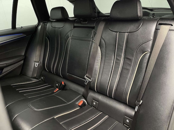 Used BMW 5 Series 2018 for sale - 76126427: Photo 46