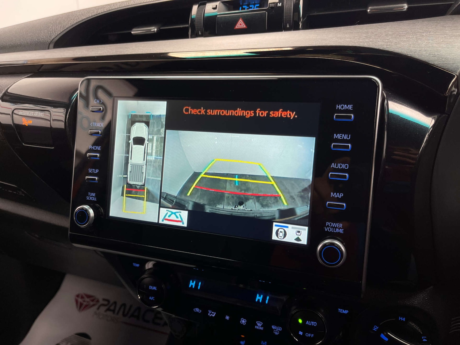 Used Toyota Hilux 2023 for sale - 77025190: Photo 19