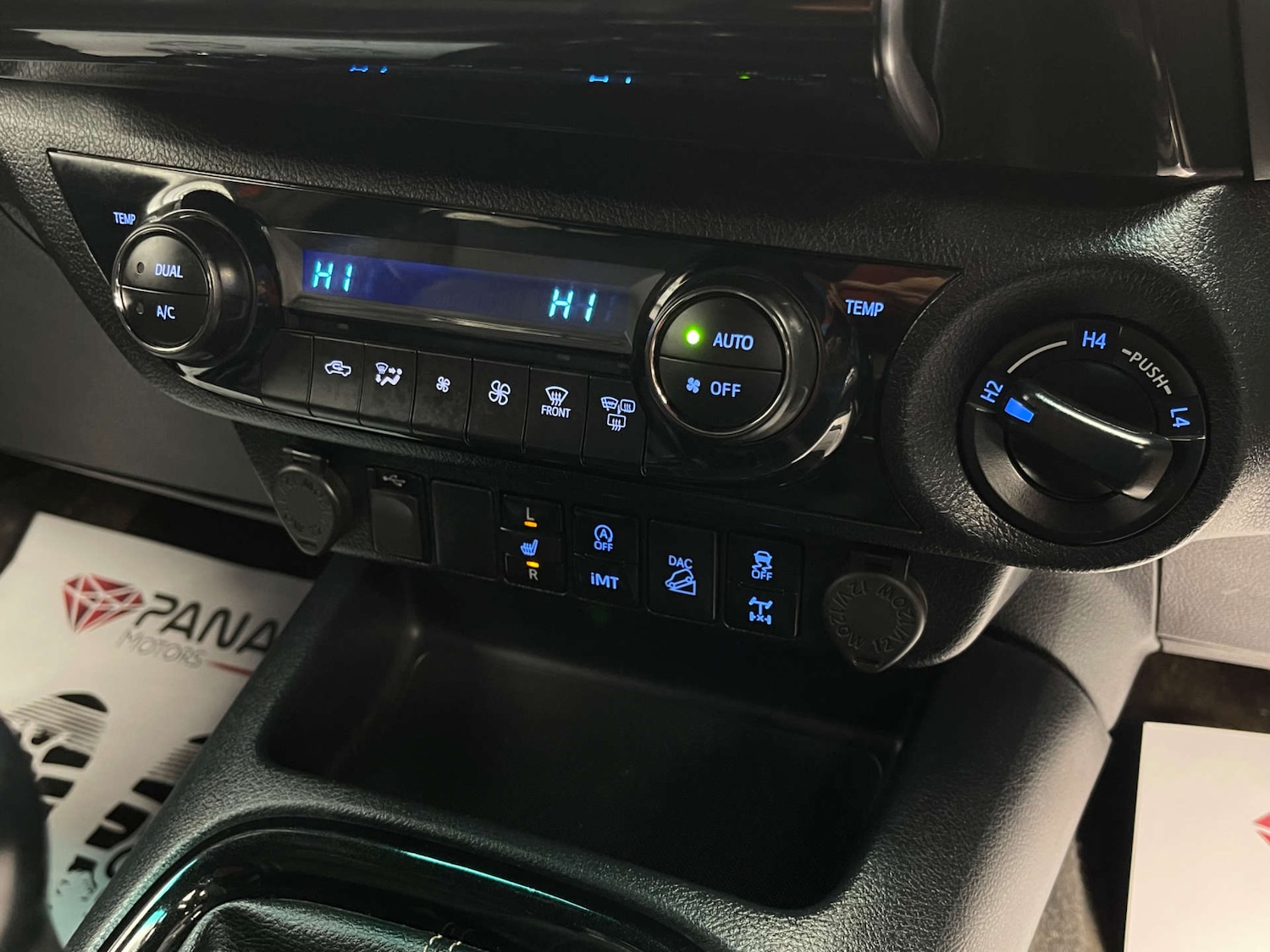 Used Toyota Hilux 2023 for sale - 77025190: Photo 21