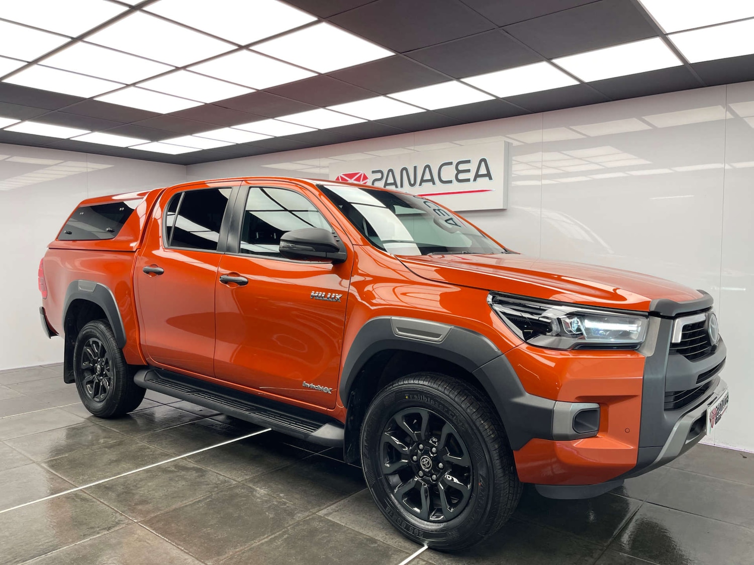 Used Toyota Hilux 2023 for sale - 77025190: Photo 3