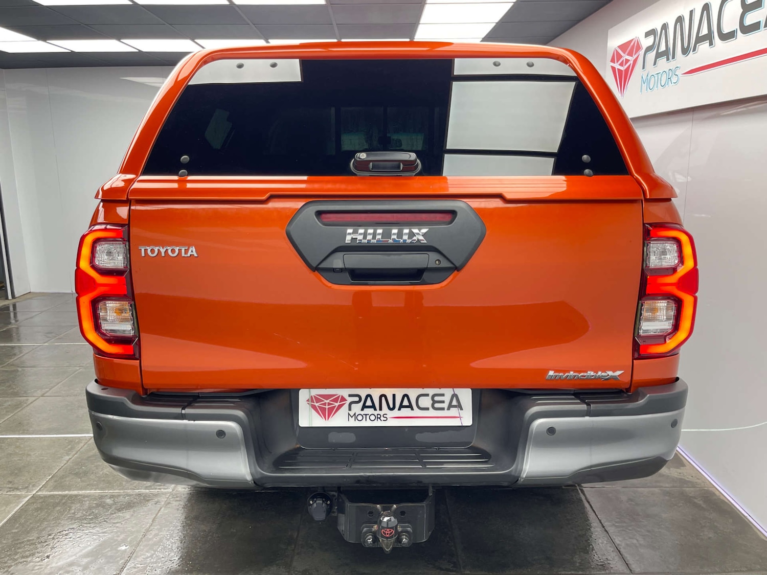 Used Toyota Hilux 2023 for sale - 77025190: Photo 34