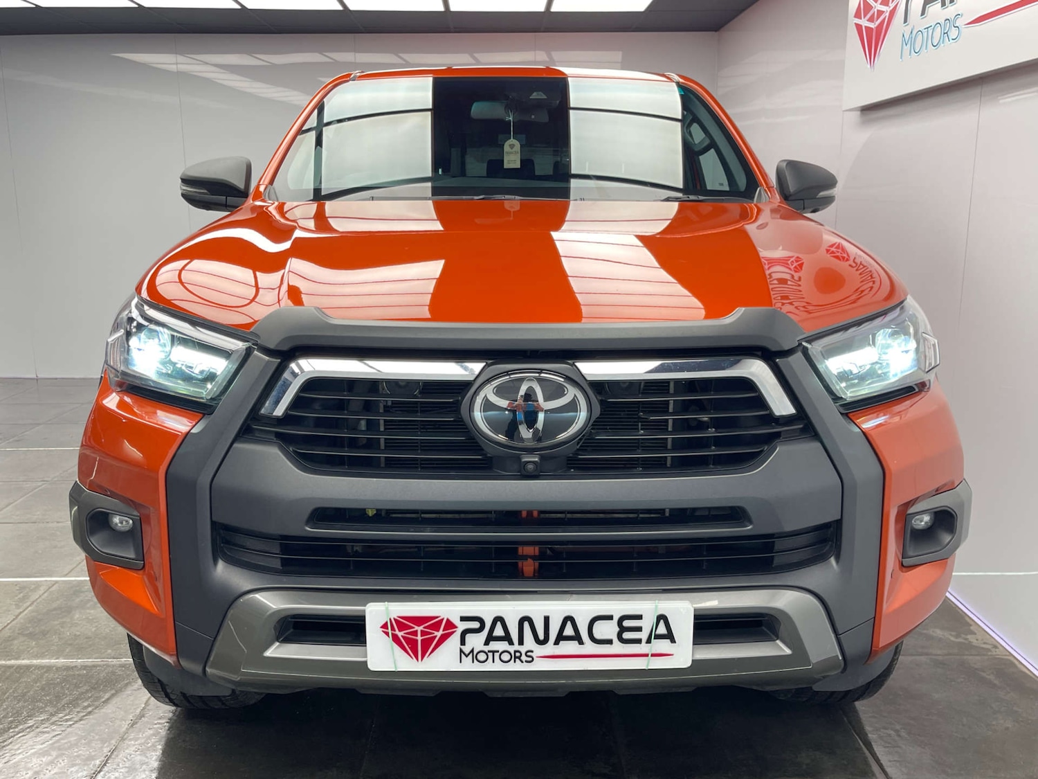 Used Toyota Hilux 2023 for sale - 77025190: Photo 5