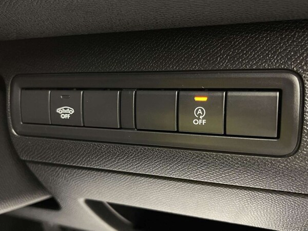 Used Peugeot 308 2018 for sale - 76126434: Photo 13