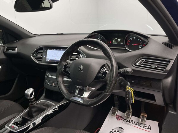 Used Peugeot 308 2018 for sale - 76126434: Photo 9