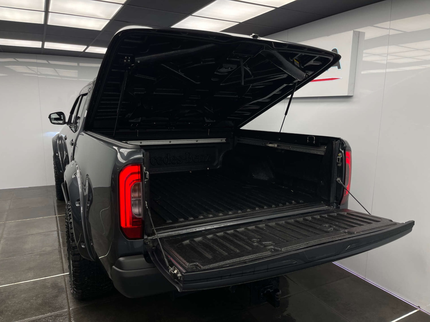 Used Mercedes-Benz X Class 2018 for sale - 77366792: Photo 7