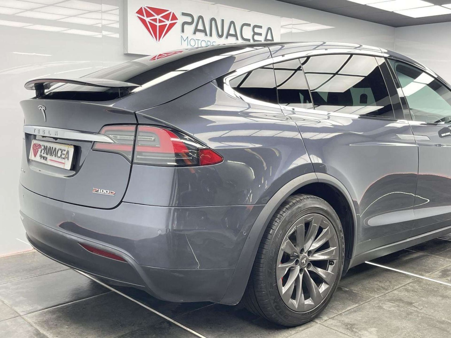 Used Tesla Model X 2017 for sale - 76126421: Photo 10