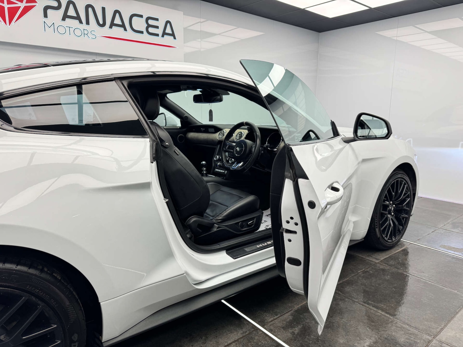 Used Ford Mustang 2016 for sale - 76600954: Photo 24