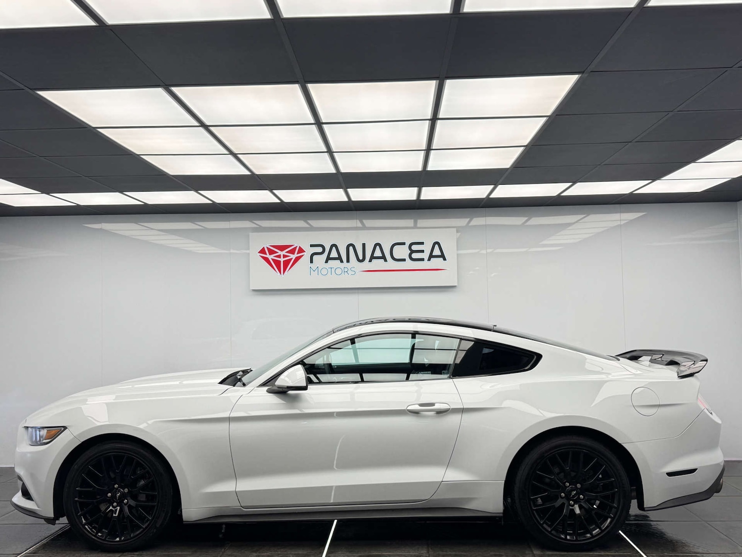 Used Ford Mustang 2016 for sale - 76600954: Photo 4