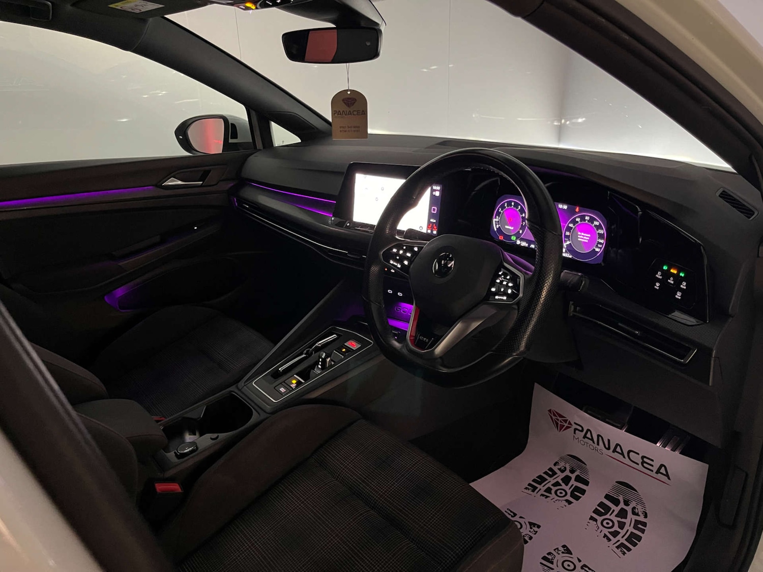 Used Volkswagen Golf 2020 for sale - 77038521: Photo 2