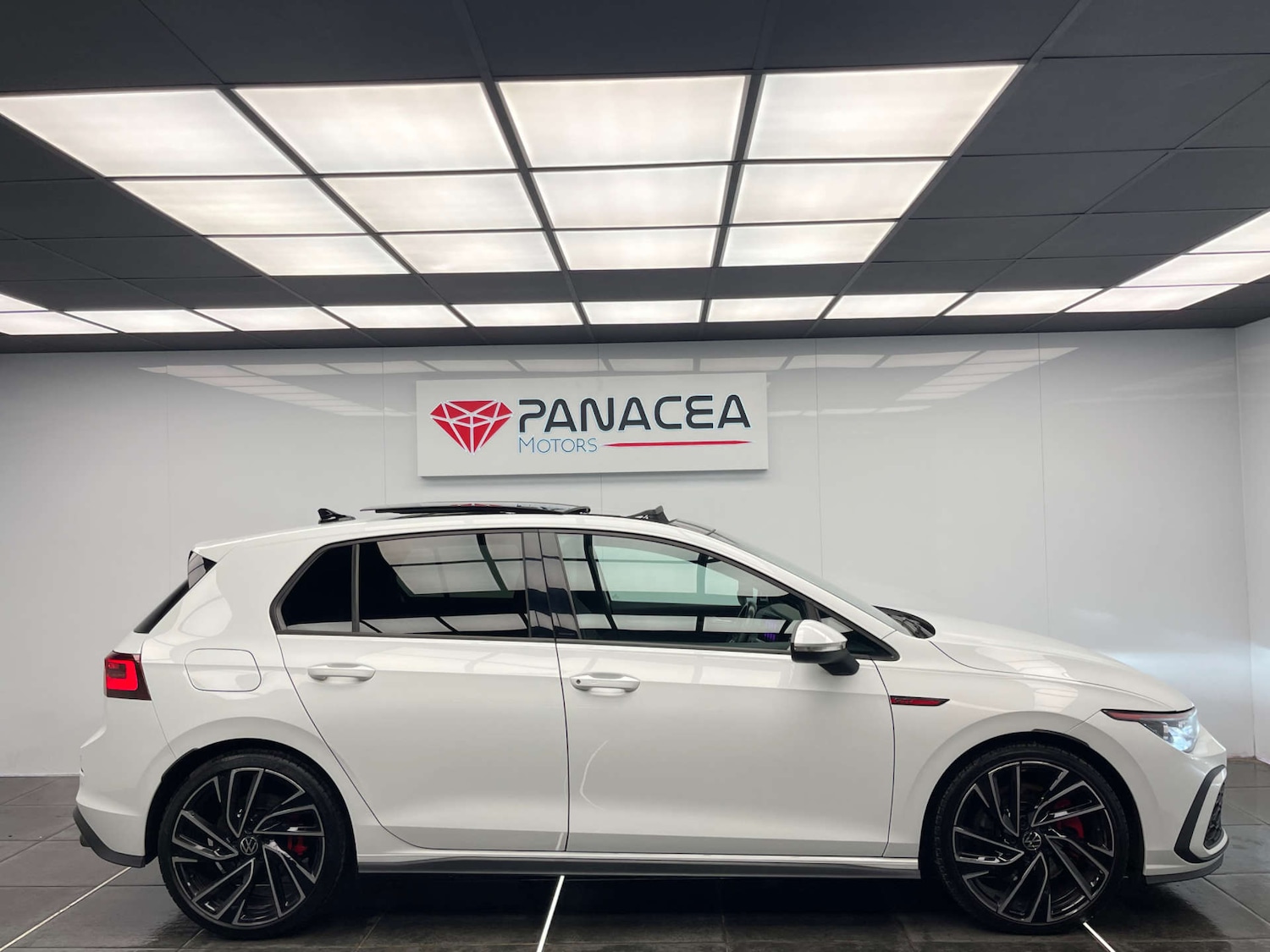 Used Volkswagen Golf 2020 for sale - 77038521: Photo 3