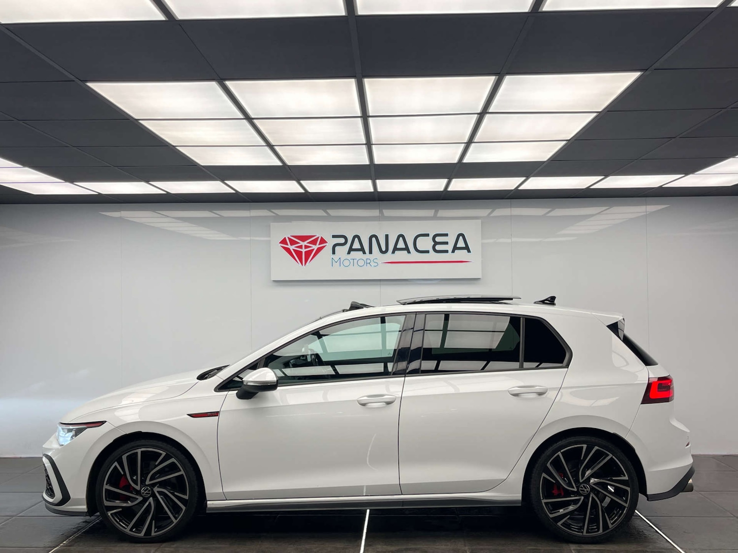 Used Volkswagen Golf 2020 for sale - 77038521: Photo 32