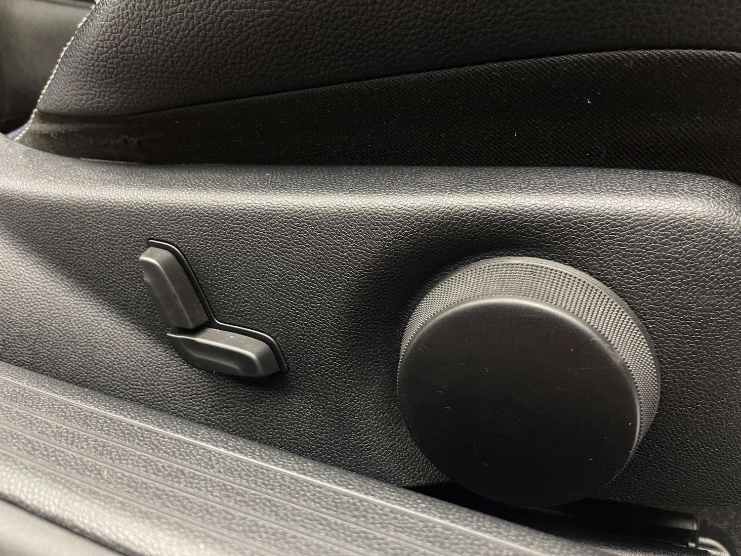 Used Mercedes-Benz C Class 2015 for sale - 77350577: Photo 10