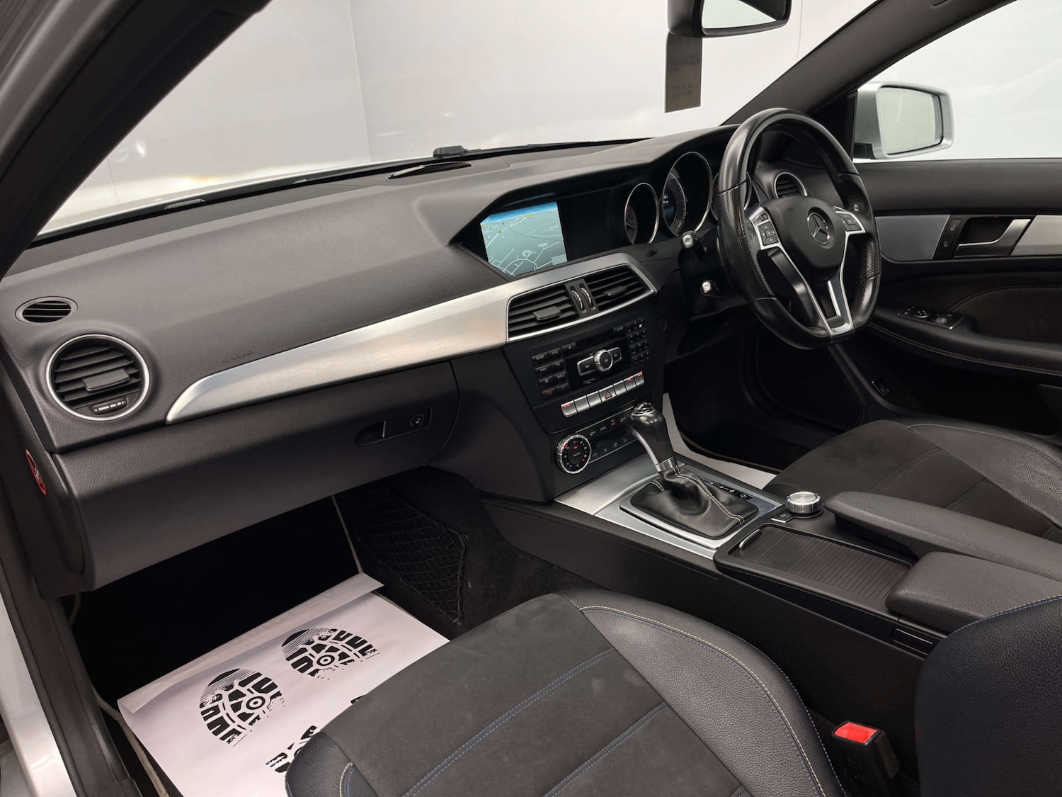 Used Mercedes-Benz C Class 2015 for sale - 77350577: Photo 29