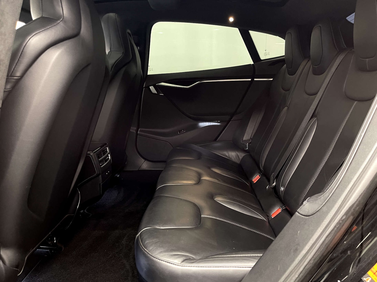 Used Tesla Model S 2016 for sale - 76333073: Photo 26