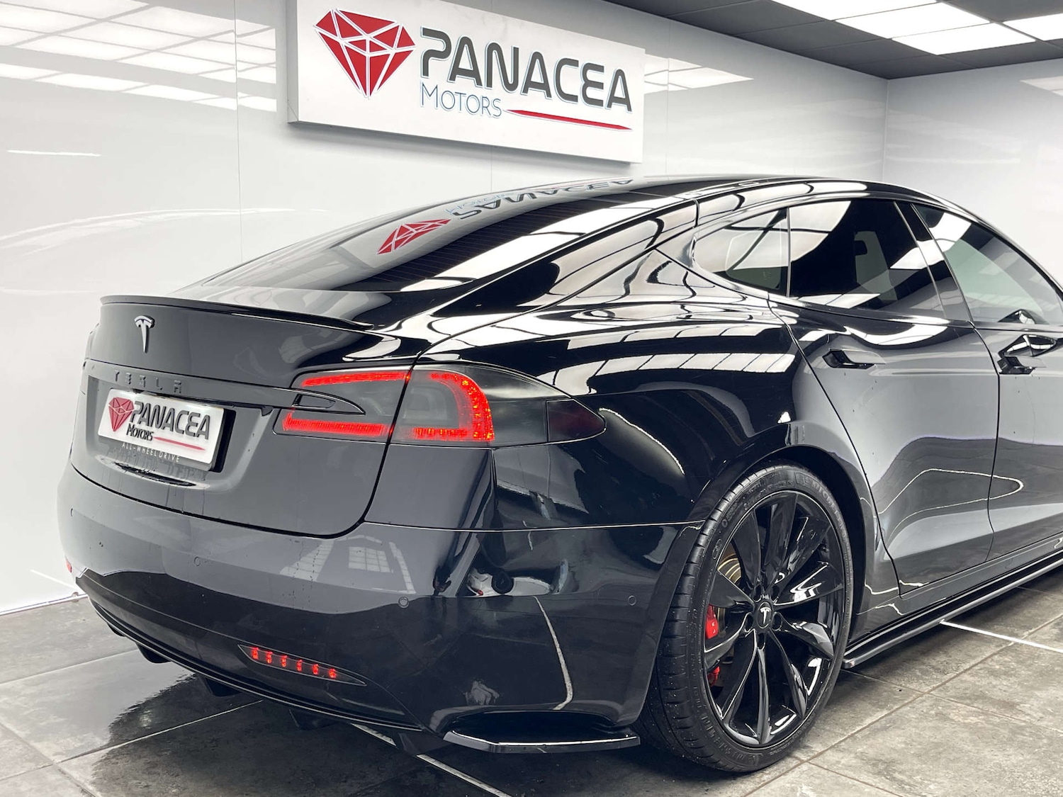Used Tesla Model S 2016 for sale - 76333073: Photo 5
