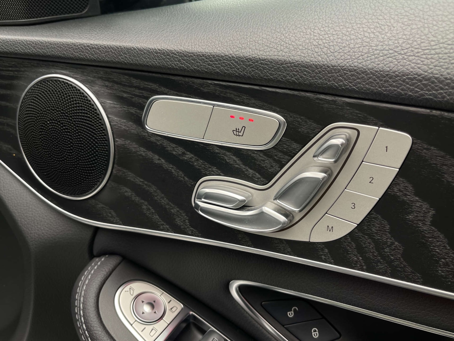 Used Mercedes-Benz C Class 2020 for sale - 76829928: Photo 12