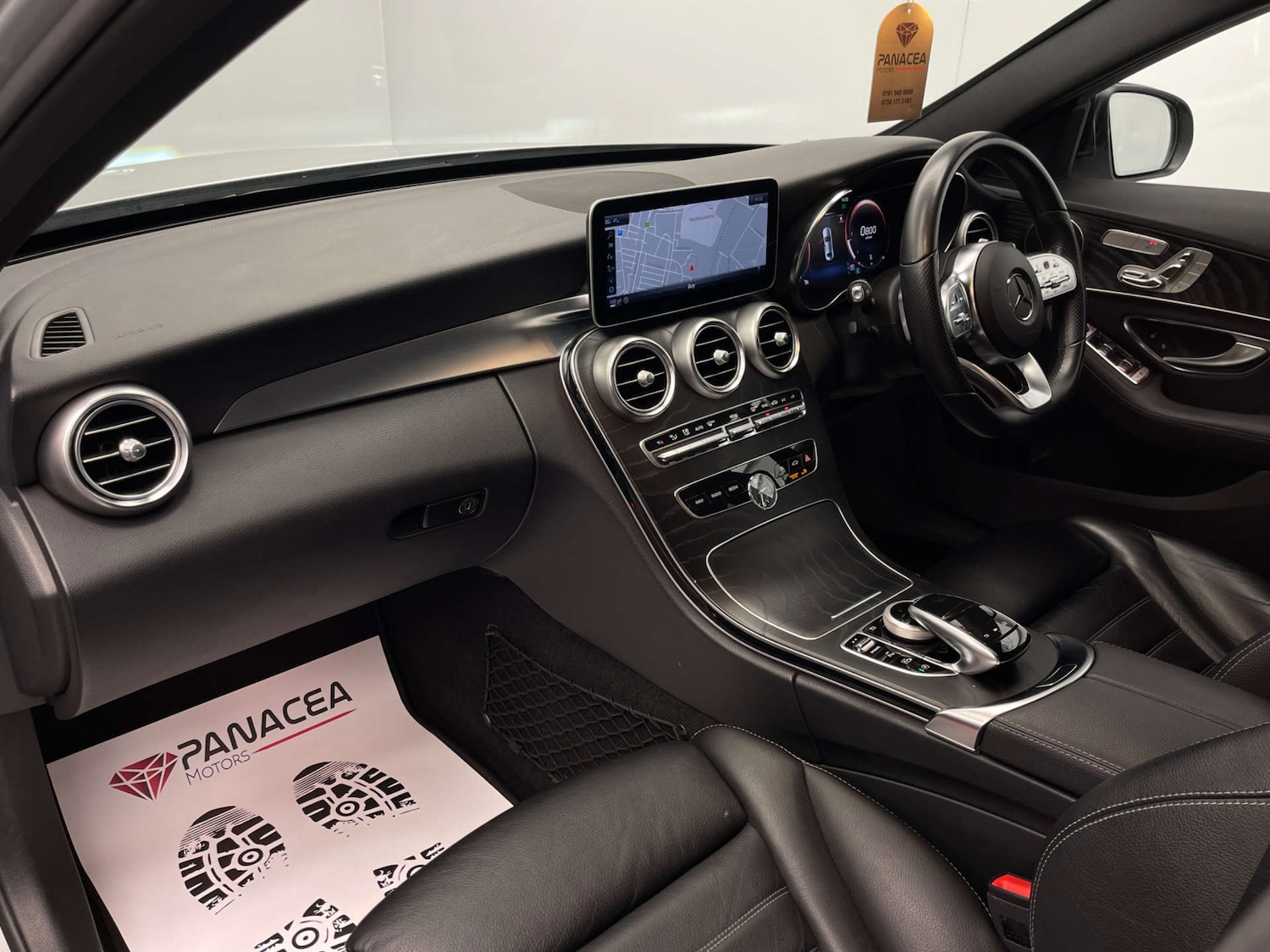 Used Mercedes-Benz C Class 2020 for sale - 76829928: Photo 32