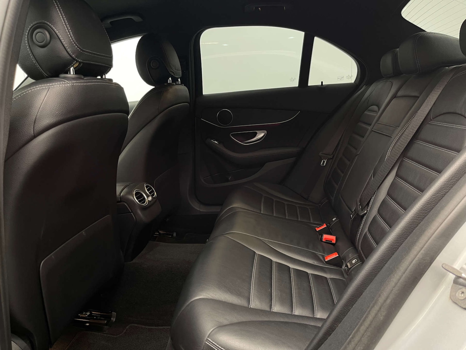 Used Mercedes-Benz C Class 2020 for sale - 76829928: Photo 36