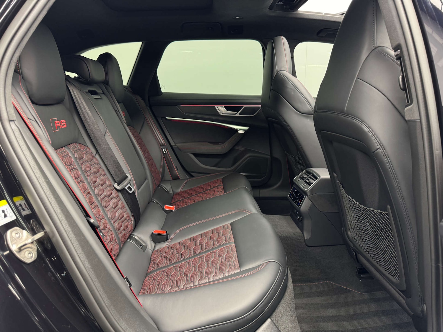 Used Audi RS6 2023 for sale - 76567755: Photo 10