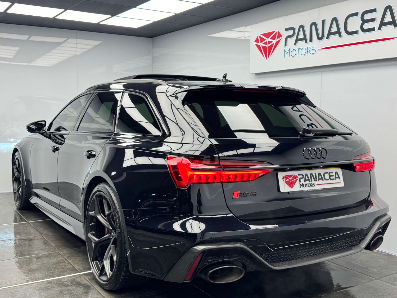 Used Audi RS6 2023 for sale - 76567755: Photo 13
