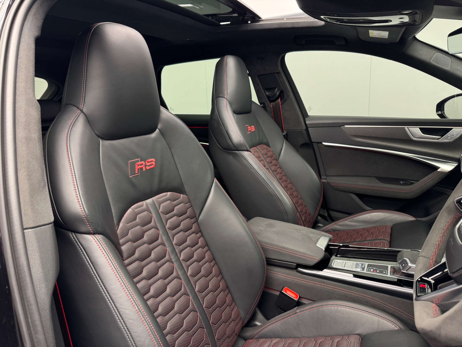 Used Audi RS6 2023 for sale - 76567755: Photo 9